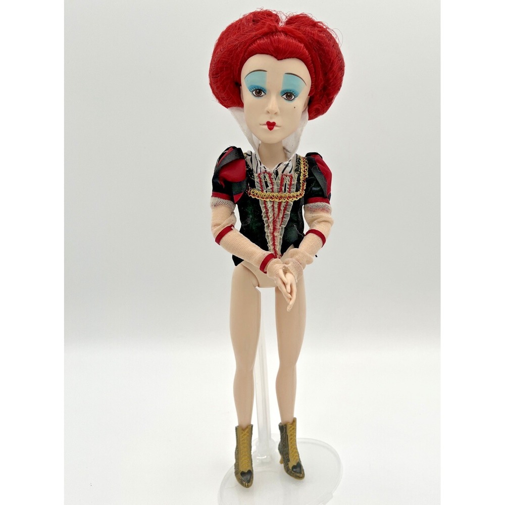 Disneys Alice Through the Looking Glass Red Queen Of Hearts Wonderland - Read